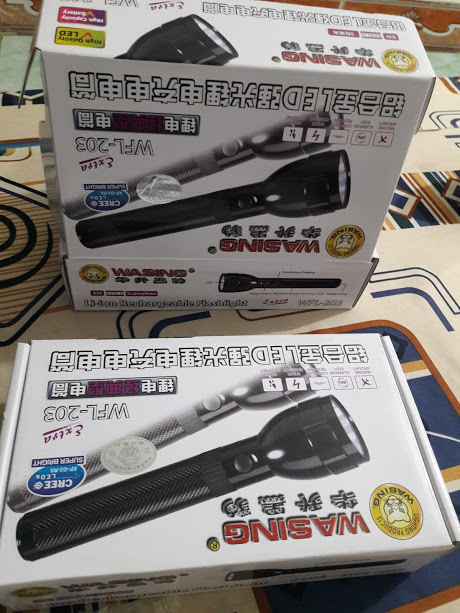 Đèn Pin siêu sáng Wasing WFL-203