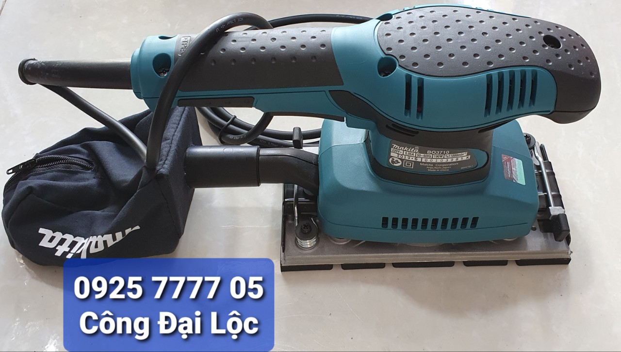 Máy chà nhám chữ nhật Makita BO3710