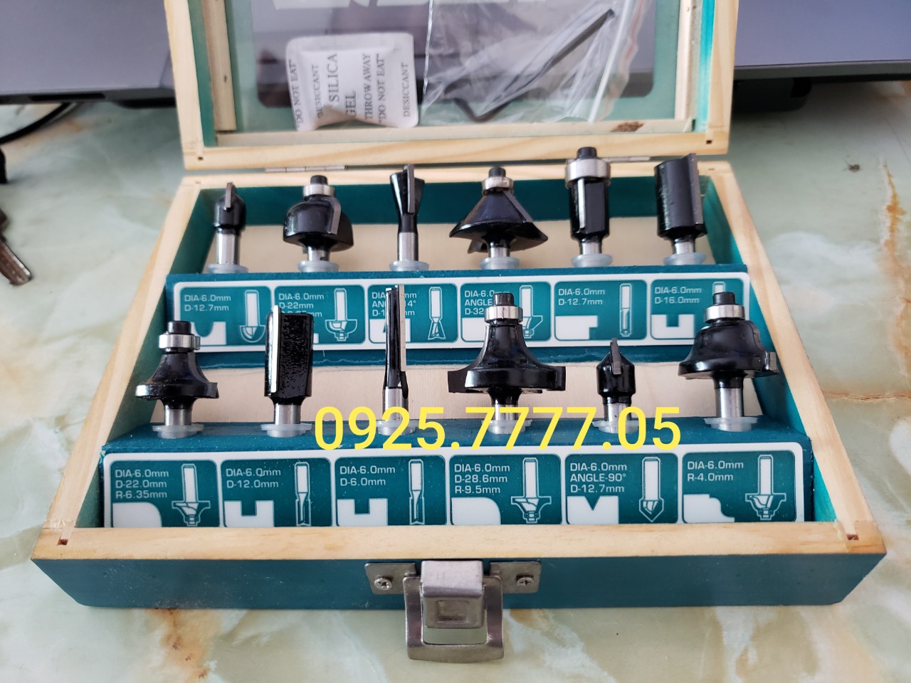 TACSR0121 - Bộ 12 mũi phay gỗ cốt 6mm Total 